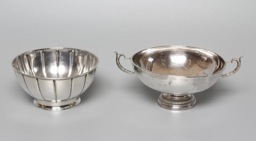 A GEORGE III SUGAR BASIN Image