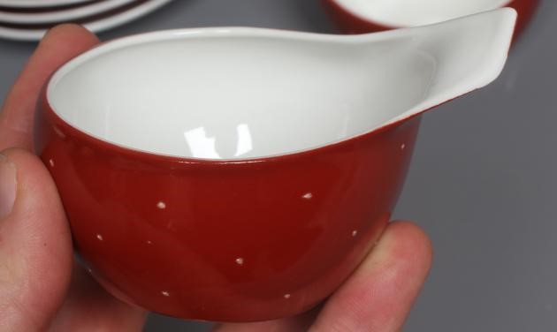 A CMIELOW PORCELAIN DOROTA TEA SERVICE DESIGNED BY LUBOMIR TOMASZEWSKI Image