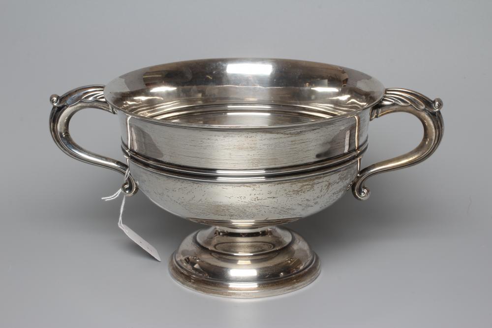 A GEORGE V SILVER TROPHY ROSE BOWL by Walker & Hall Image