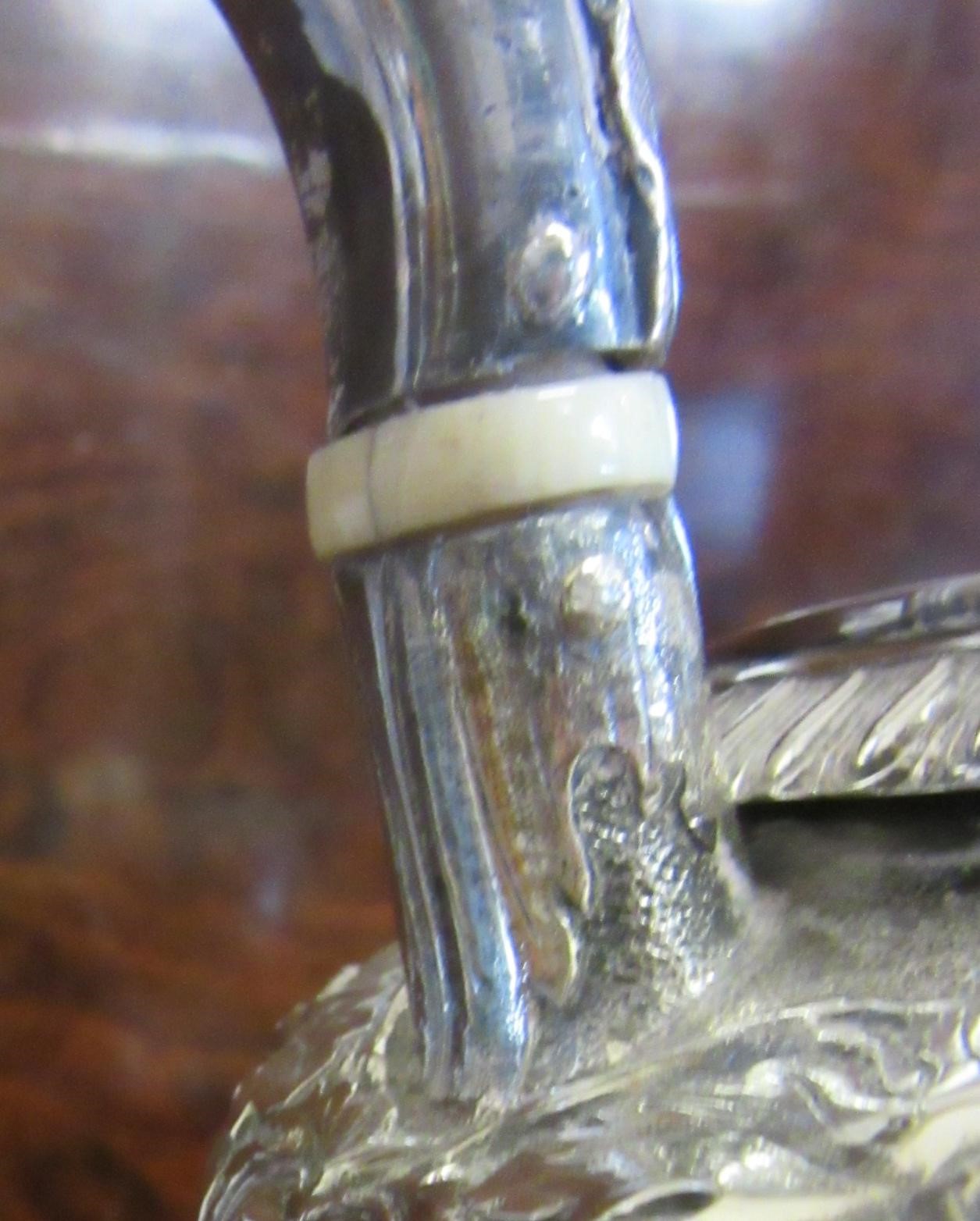 A WILLIAM IV SILVER THREE PIECE TEA SERVICE by Robert Gray & Son Image