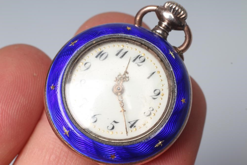 A LADY'S TOP WIND SILVER FOB WATCH Image