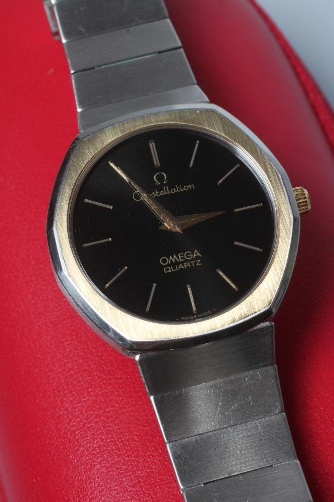 A GENTLEMAN'S OMEGA CONSTELLATION WRISTWATCH Image