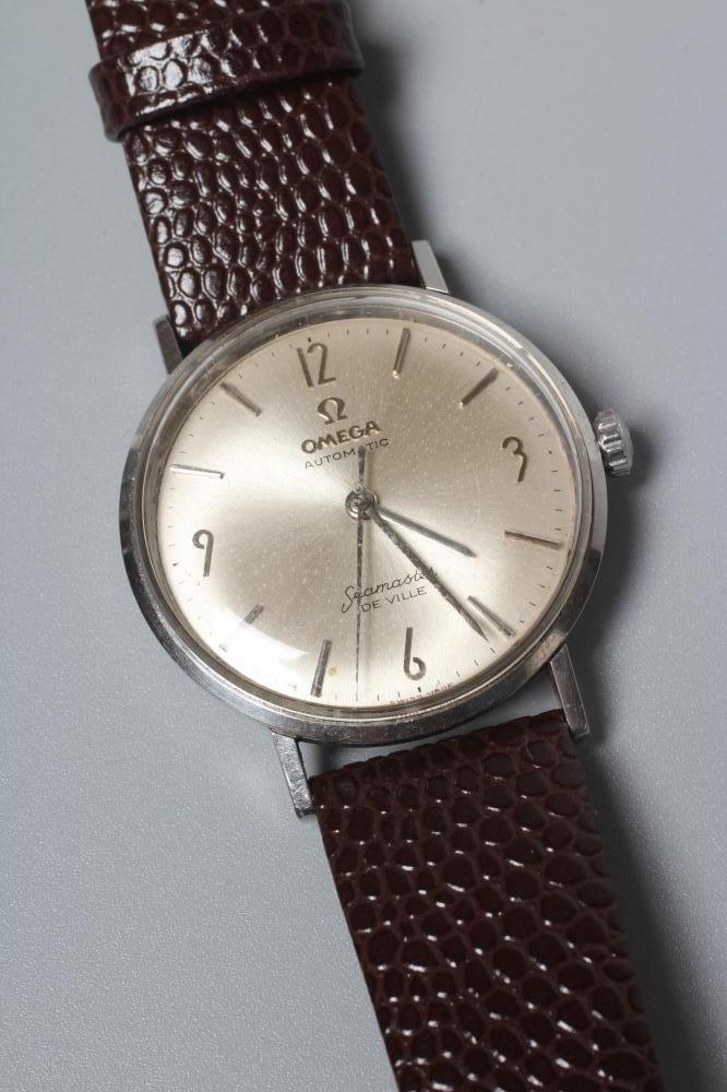 A GENTLEMAN'S OMEGA AUTOMATIC SEAMASTER DE VILLE WRISTWATCH Image