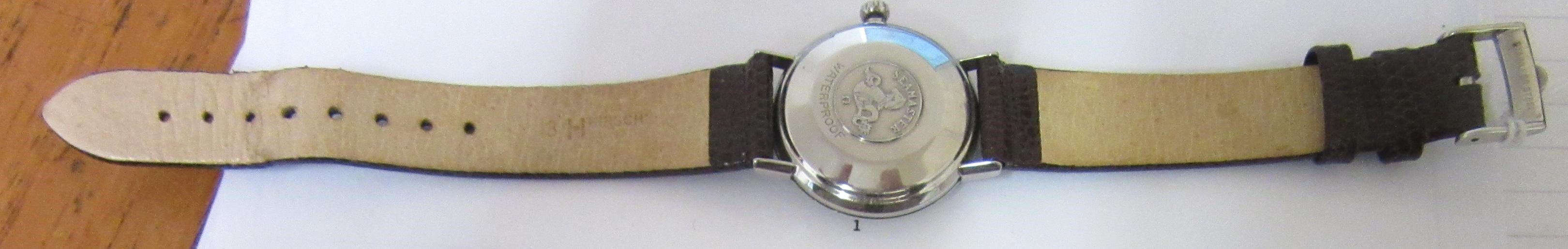 A GENTLEMAN'S OMEGA AUTOMATIC SEAMASTER DE VILLE WRISTWATCH Image