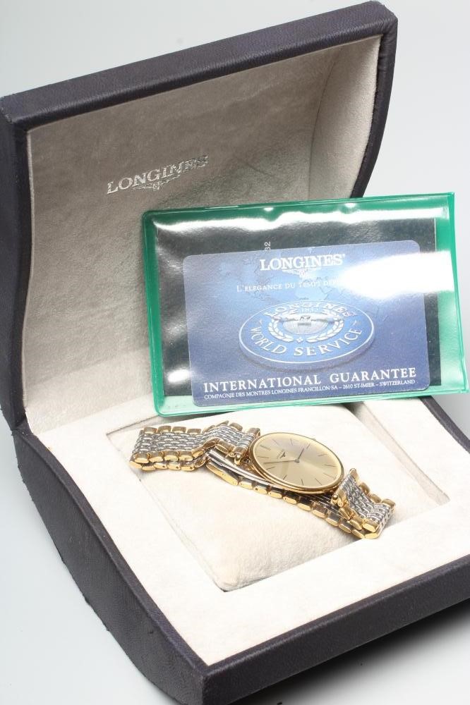 A GENTLEMAN'S LONGINES LA GRANDE CLASSIQUE WRISTWATCH Image