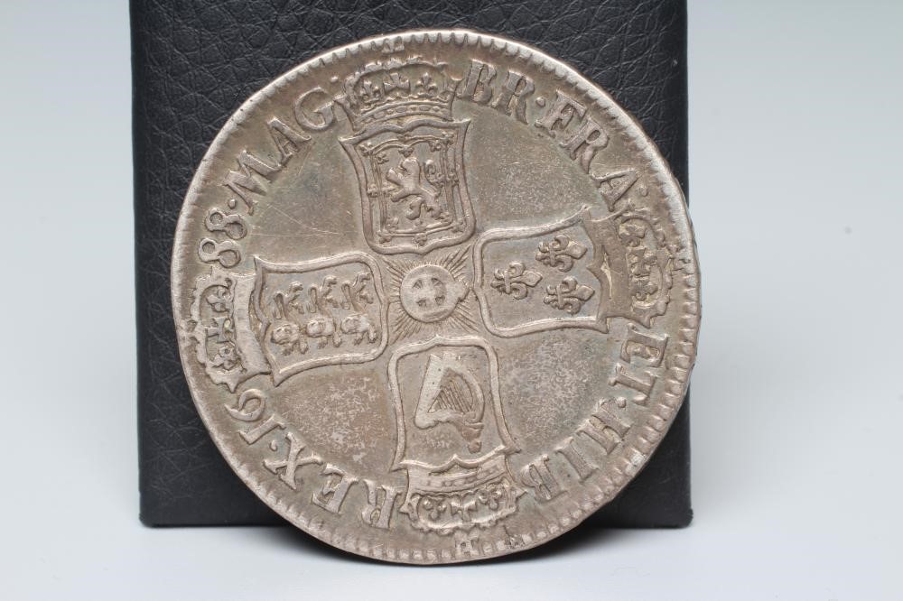A JAMES II CROWN, 1688, 29.7g Image