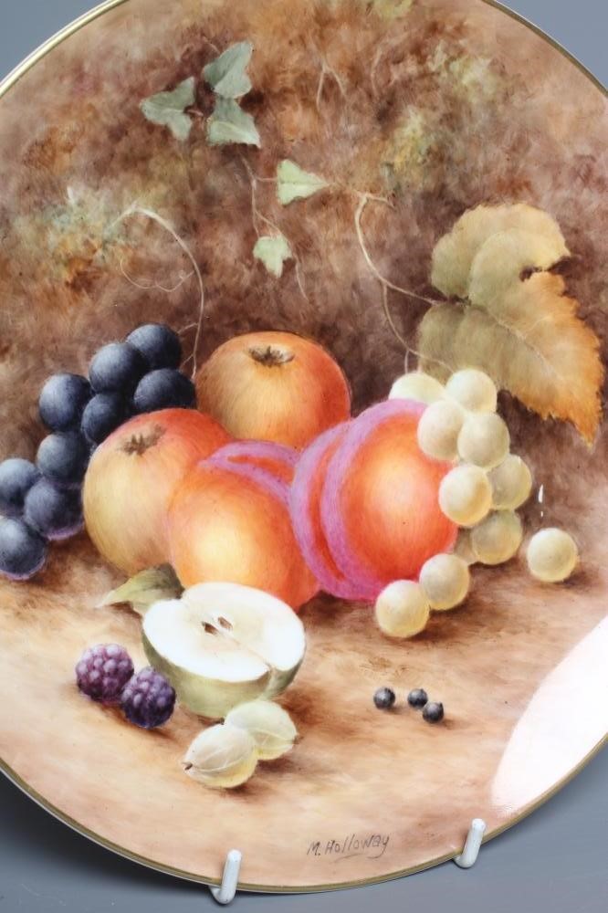 A MILWYN HOLLOWAY CHINA CABINET PLATE of plain circular form, painted with a rim to rim still life Image