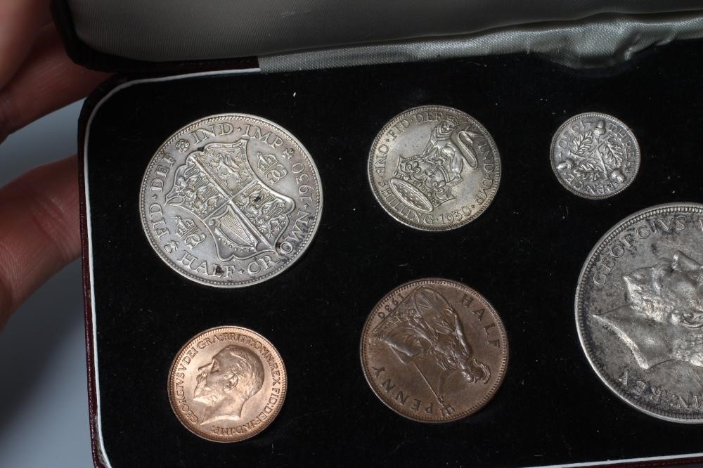 A GEORGE V SPECIMEN COIN SET, 1930, comprising 9 coins and including a wreath crown, boxed Image