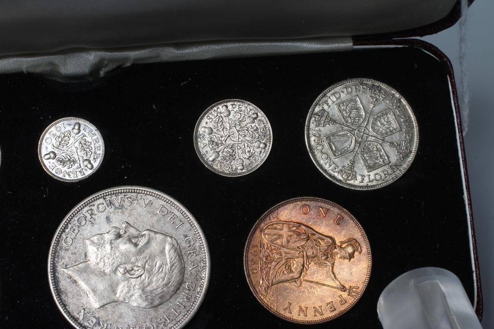 A GEORGE V SPECIMEN COIN SET, 1930, comprising 9 coins and including a wreath crown, boxed Image