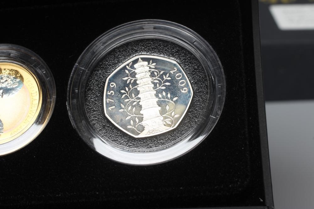 A SILVER FOUR COIN PROOF PIEDFORT SET, 2009, with one £5 coin, two £2 coins, and a Kew Gardens 50p, Image