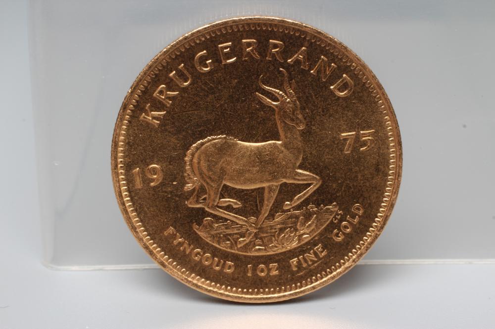 A GOLD KRUGERRAND, 1975, 1oz Fine Gold, 33.9g Image