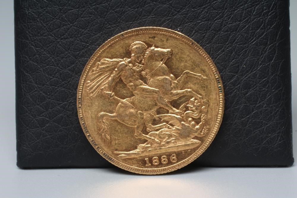 A VICTORIA YH SOVEREIGN, 1886, 8g Image