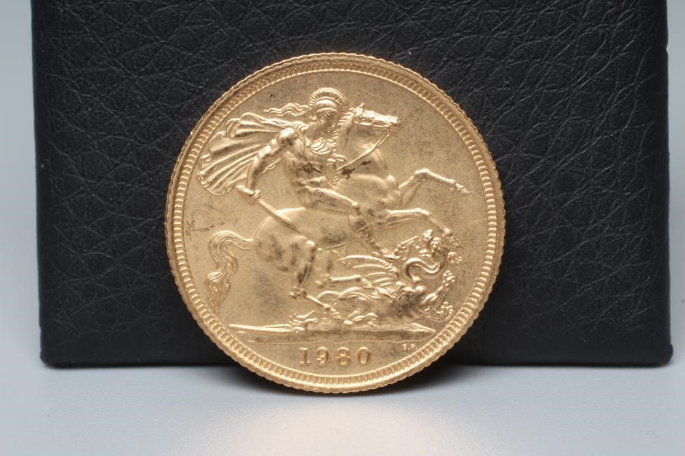 AN ELIZABETH II SOVEREIGN, 1980, 8g Image