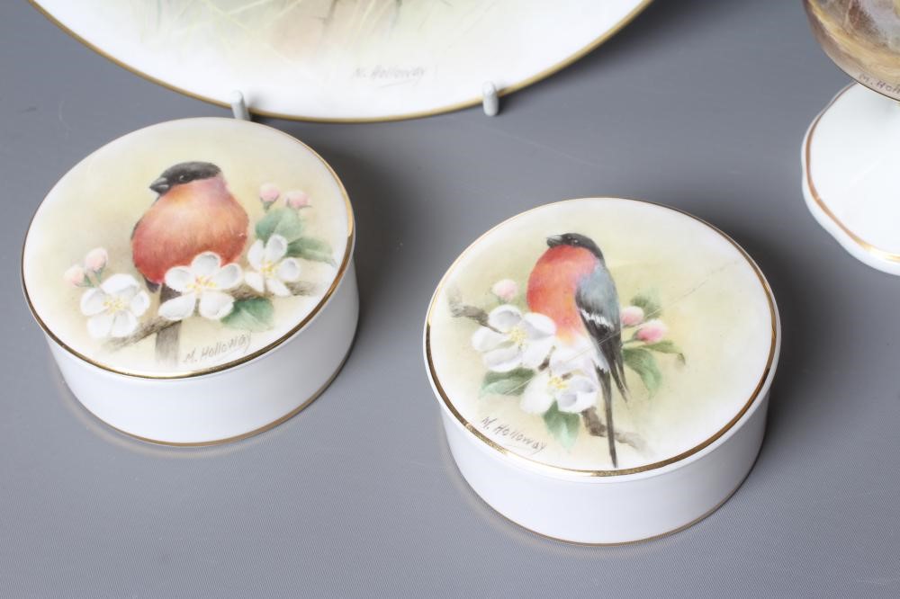 A MILWYN HOLLOWAY CHINA CABINET PLATE of plain circular form Image