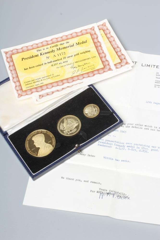 A SET OF THREE 18CT GOLD PRESIDENT KENNEDY MEMORIAL MEDALS comprising A1172 (weighing 8.2g) Image