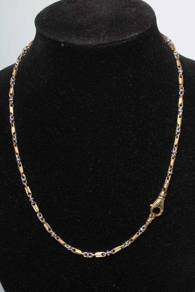 A 9CT BI-COLOUR GOLD SNAFFLE LINK NECKLACE with lobster fastener, Birmingham 2003, 20.5g Image