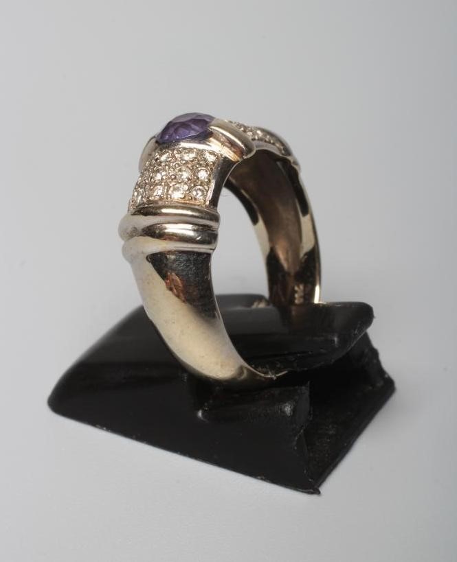 A TANZANITE AND DIAMOND COCKTAIL RING Image