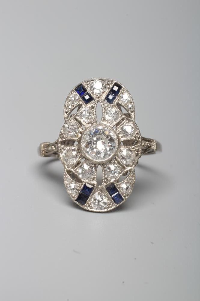 AN ART DECO DIAMOND PLAQUE RING Image