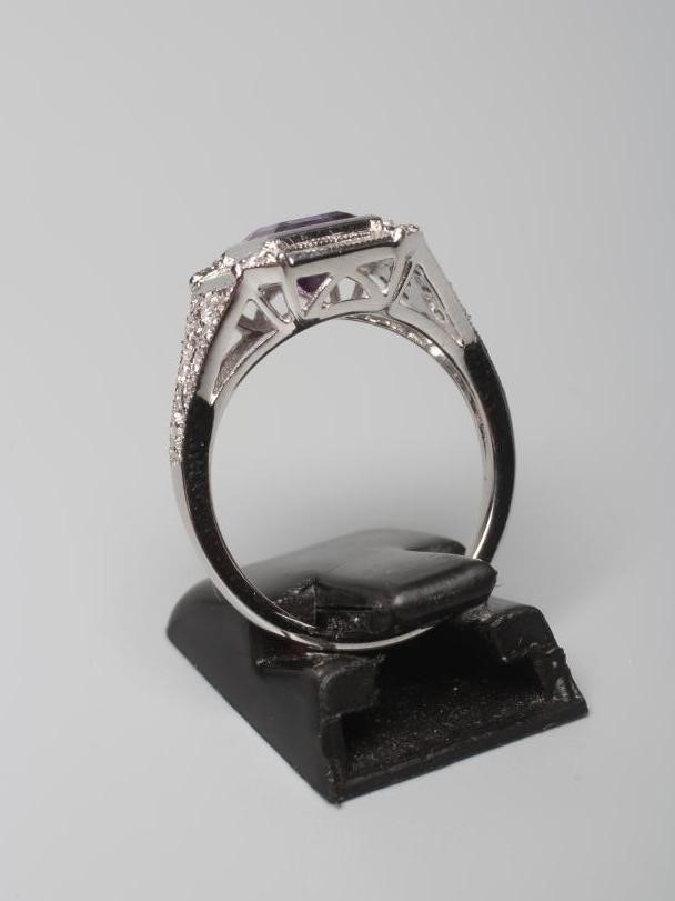AN ART DECO STYLE AMETHYST AND DIAMOND PLAQUE RING Image
