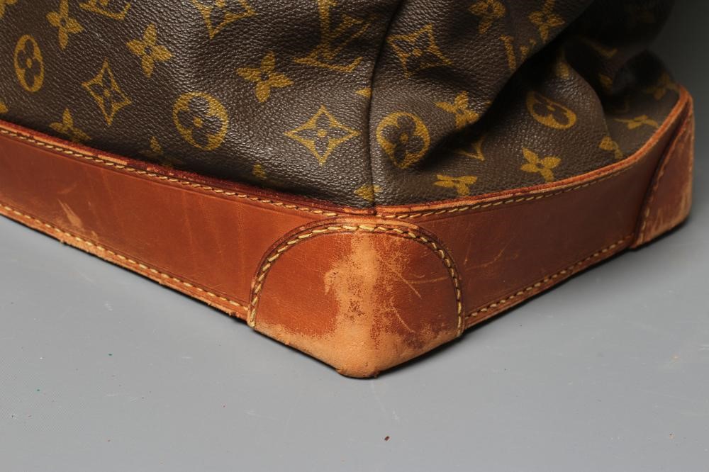 A VINTAGE LOUIS VUITTON STEAMER BAG "45" in monogram canvas and natural tan leather, embossed serial Image