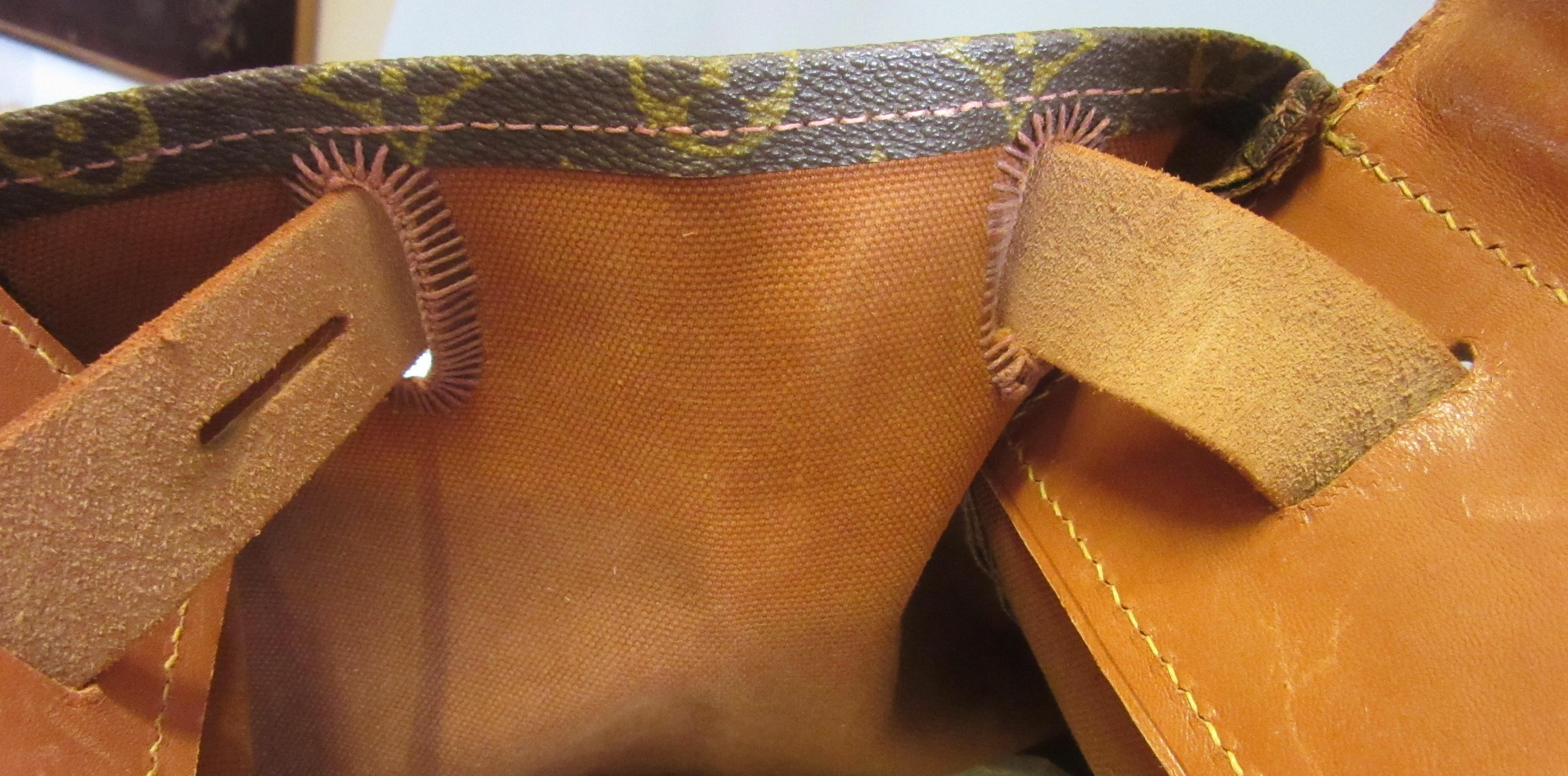 A VINTAGE LOUIS VUITTON STEAMER BAG "45" in monogram canvas and natural tan leather, embossed serial Image