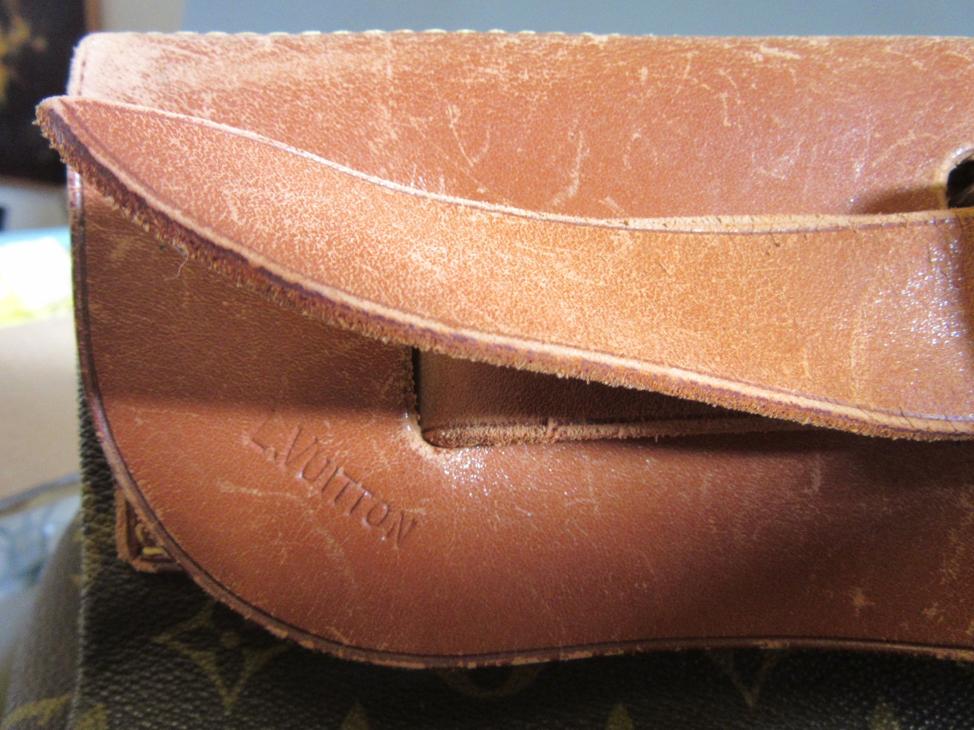 A VINTAGE LOUIS VUITTON STEAMER BAG "45" in monogram canvas and natural tan leather, embossed serial Image