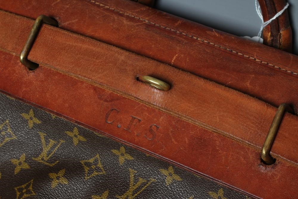 A VINTAGE LOUIS VUITTON STEAMER BAG "65" in monogram canvas and natural tan leather, base 10 1/4" x Image