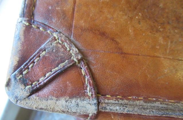 A VINTAGE LOUIS VUITTON STEAMER BAG "35" in monogram canvas and natural tan leather, embossed serial Image