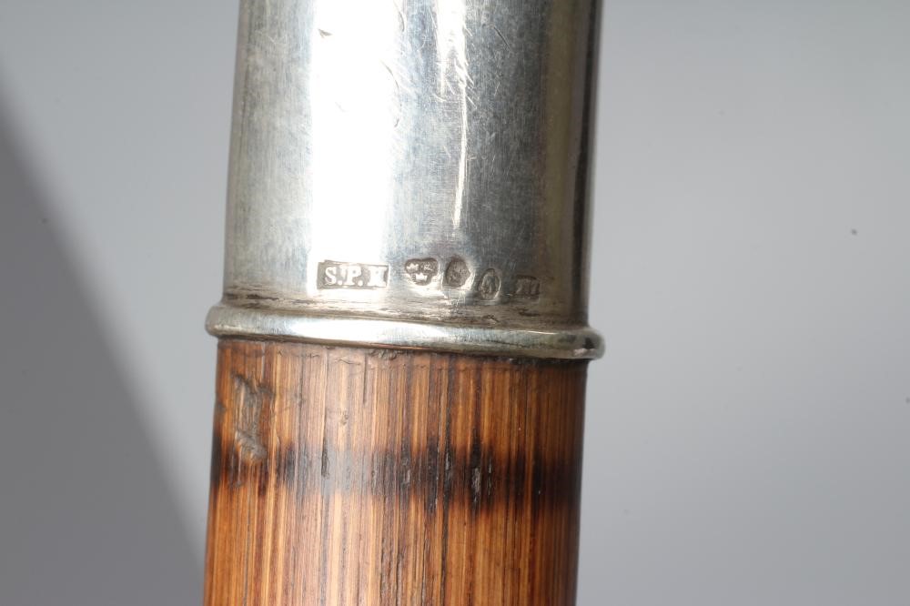 AN EARLY 20TH CENTURY SWEDISH SILVER CROOK HANDLE WALKING STICK, Sweden, 1915, makers mark SPH, on a Image