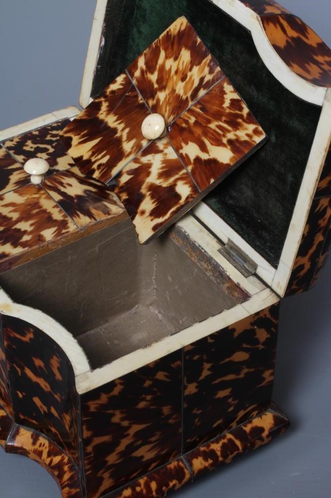 A REGENCY TORTOISESHELL SERPENTINE TEA CADDY with wire stringing and metal escutcheon and vacant Image
