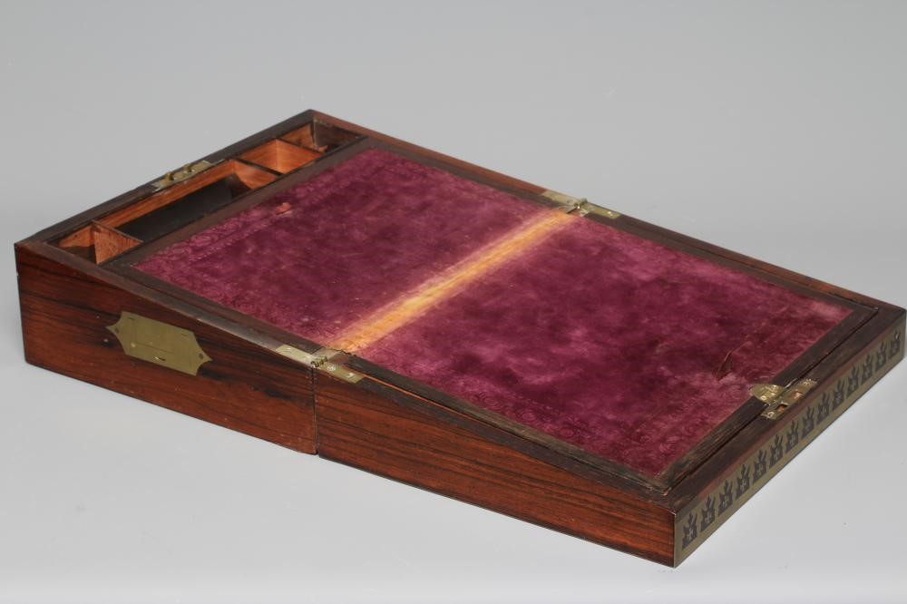 A 19TH CENTURY ROSEWOOD WRITING BOX Image