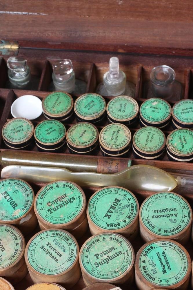AN APOTHECARY SET BY J J GRIFFIN AND SONS Image