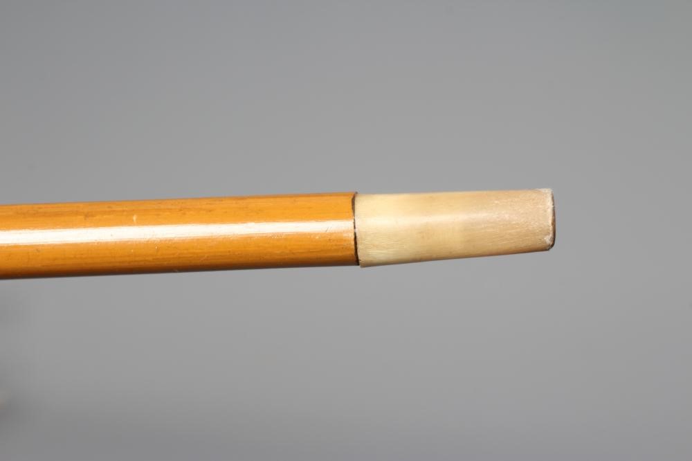 A 20TH CENTURY SWEDISH SILVER CROOK HANDLE WALKING STICK Image