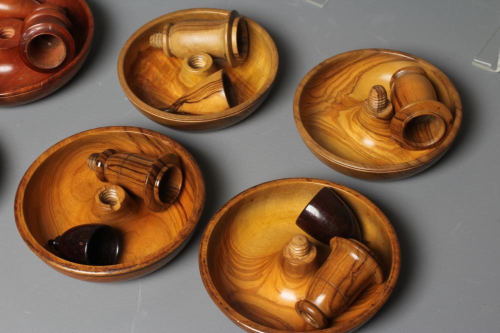 FOUR 19TH CENTURY TREEN BUN FORM TRAVELLING CANDLESTICKS Image