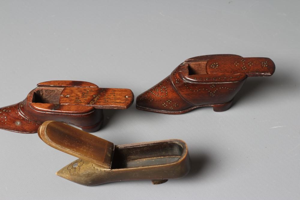 THREE 19TH CENTURY TREEN MINIATURE SHOE AND BOOT SNUFF BOXES Image