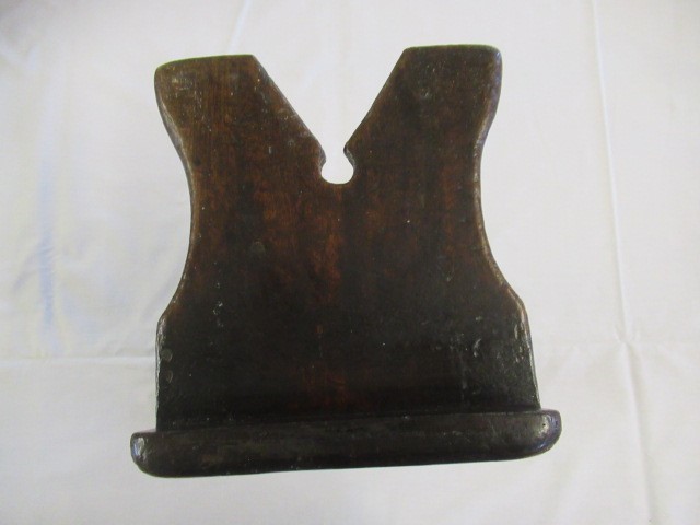 A 19TH CENTURY ASH AND ELM MILKING STOOL, the oblong seat raised on four circular tapering legs, 13 Image