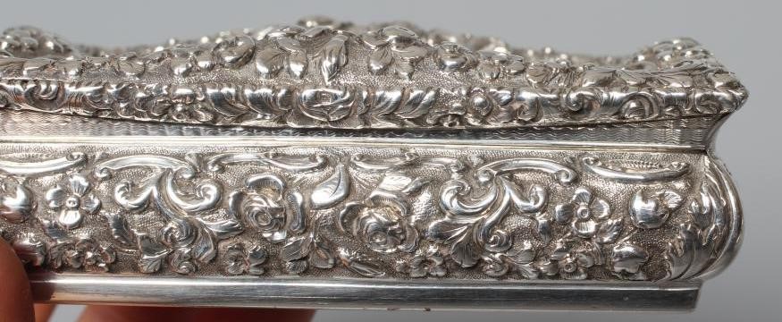 AN EARLY VICTORIAN SILVER LARGE TABLE SNUFF BOX by Nathaniel Mills Image