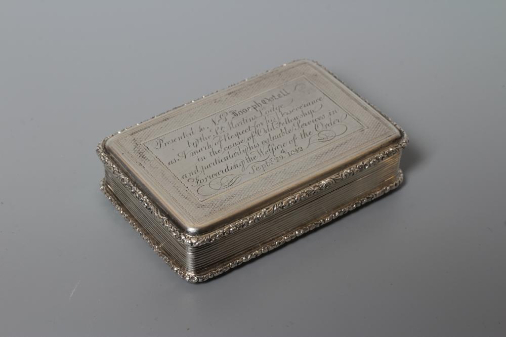 AN EARLY VICTORIAN SILVER TABLE SNUFF BOX probably by Edward Edwards II Image