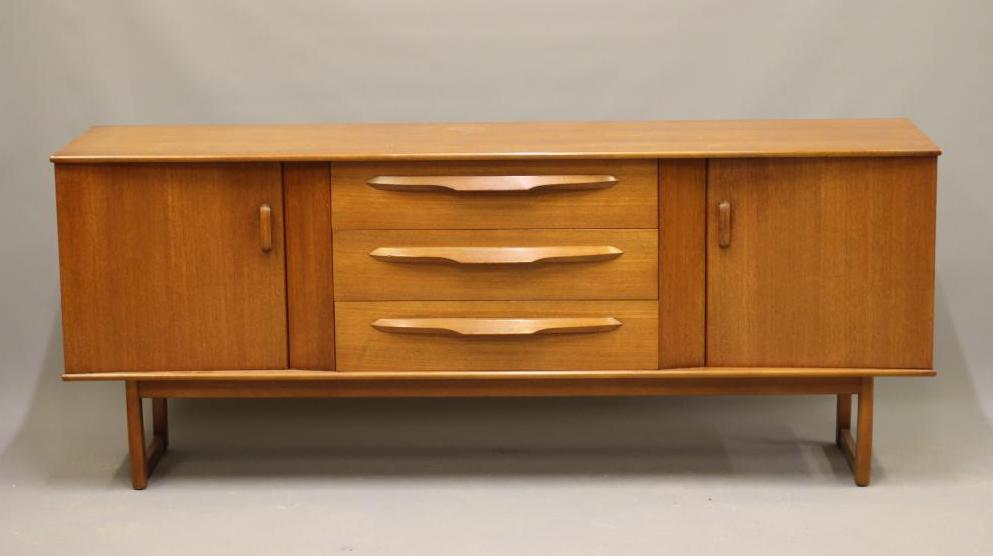 A RETRO TEAK SIDEBOARD Image