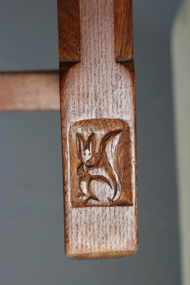 WILFRED HUTCHINSON (HUSTHWAITE) A NEST OF THREE OAK TABLES Image