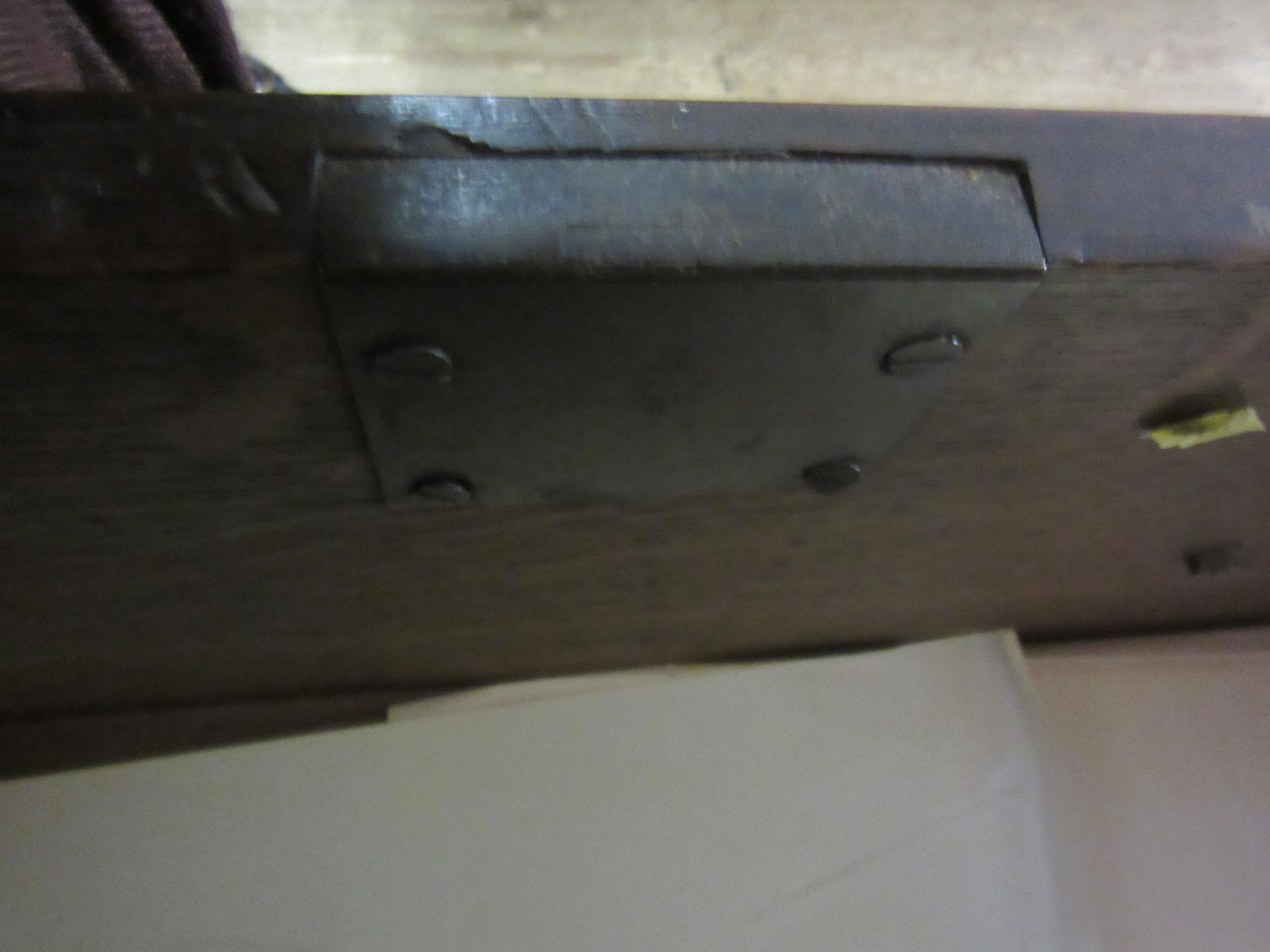 A LARGE GEORGIAN OAK ESTATE CUPBOARD Image