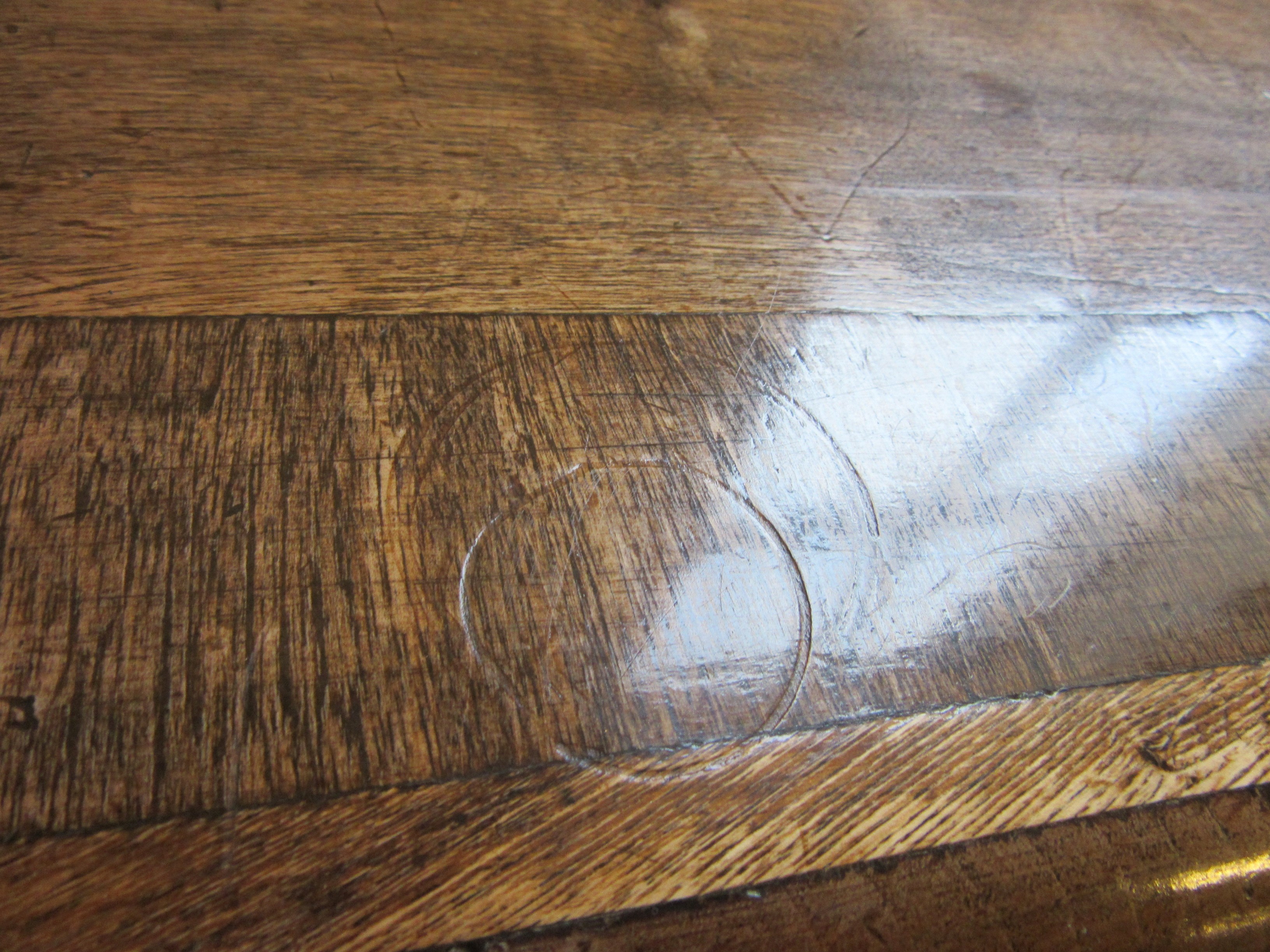 A WALNUT AND BANDED STRAIGHT FRONT CHEST Image
