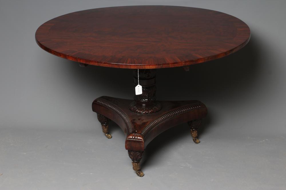 A REGENCY MAHOGANY CENTRE TABLE Image