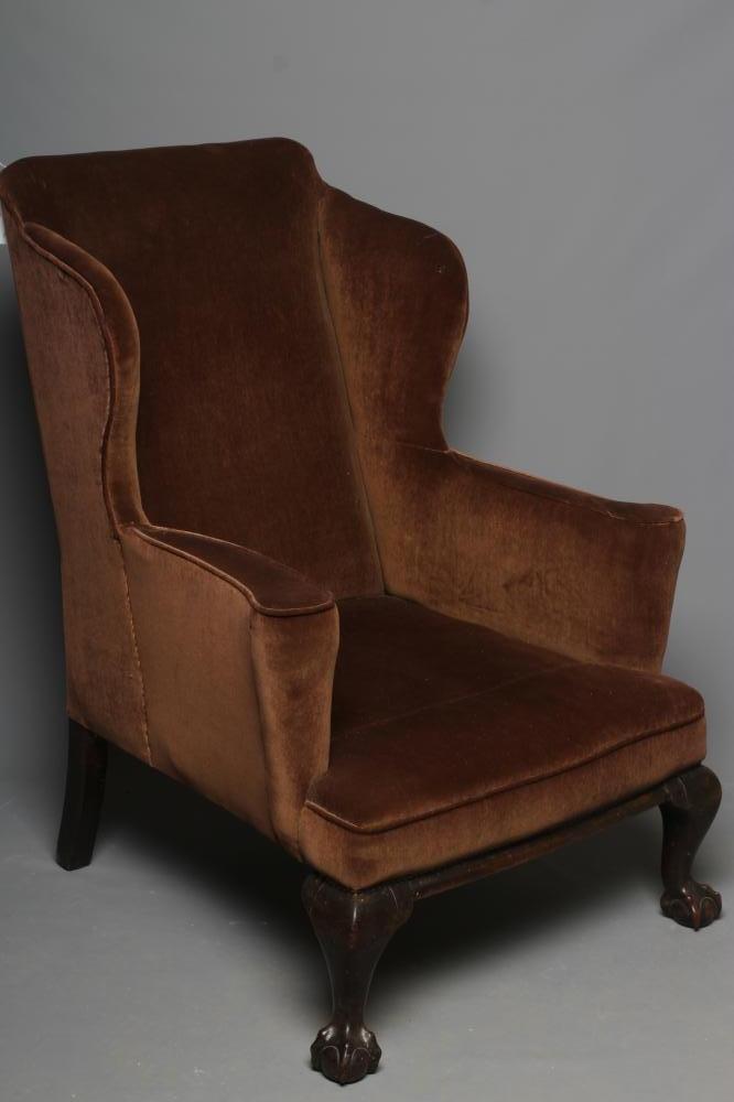 A GEORGIAN MAHOGANY WING ARMCHAIR Image