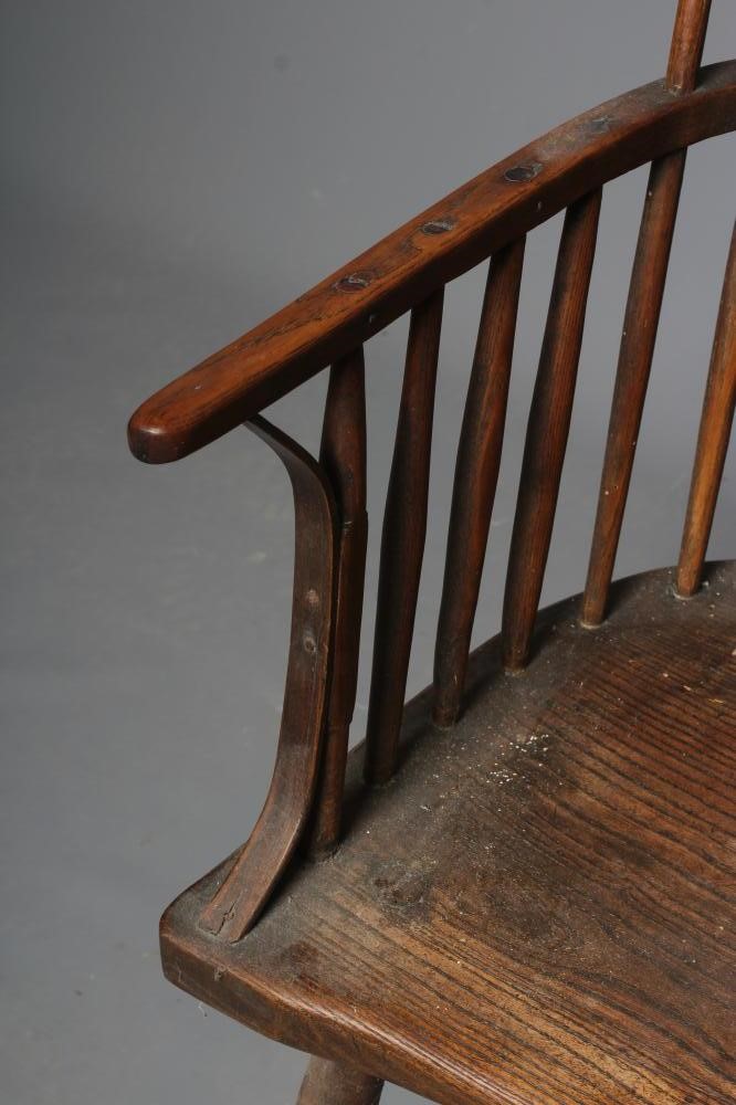 AN ASH & ELM COMB BACK WINDSOR ARMCHAIR Image