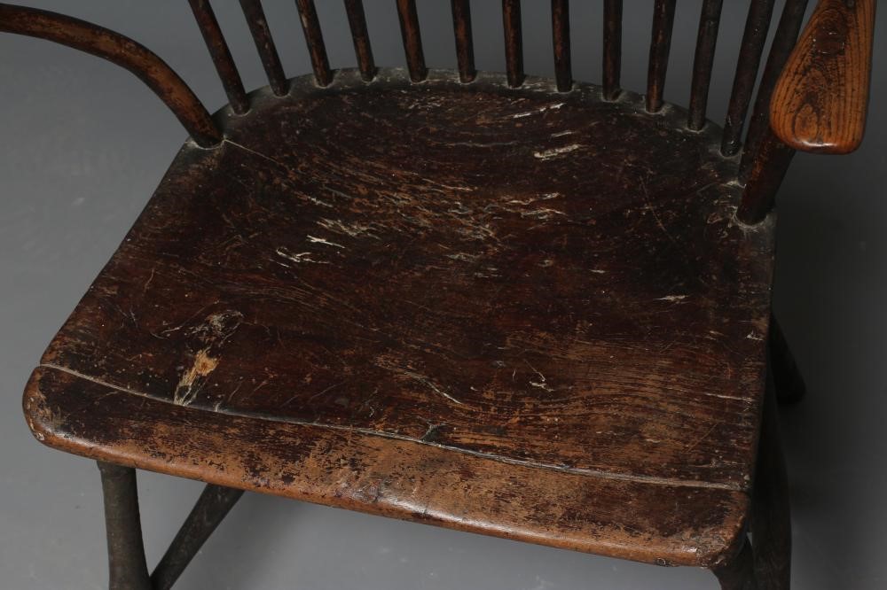 AN ASH & ELM WINDSOR ARMCHAIR Image