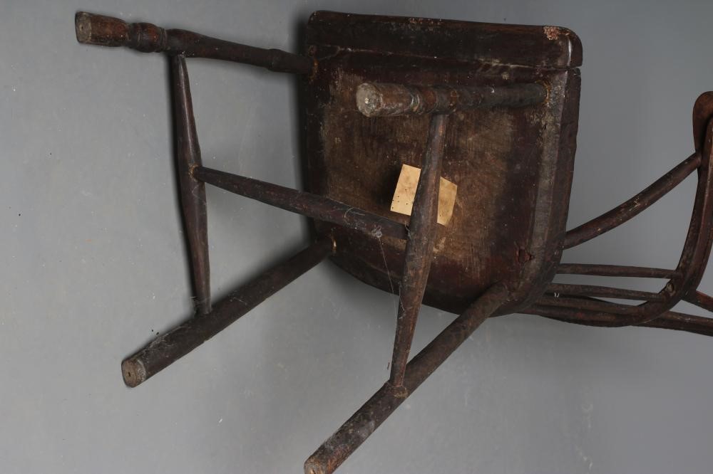 AN ASH & ELM WINDSOR ARMCHAIR Image