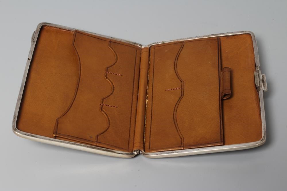 A LATE VICTORIAN SILVER AIDE-MEMOIRE by Minshull & Latimer Image