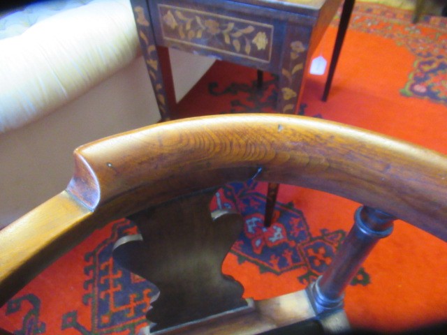 A HARDWOOD COLONIAL (?) CORNER CHAIR Image