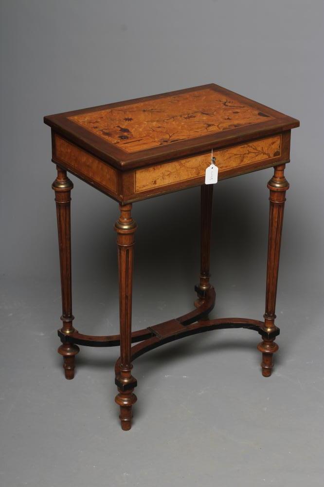 A ROSEWOOD POUDREUSE Image